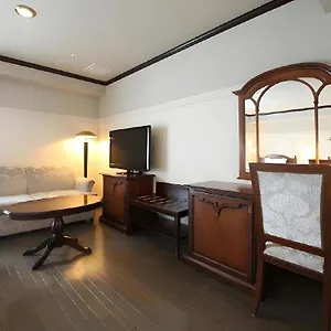 Piena 4* Kōbe